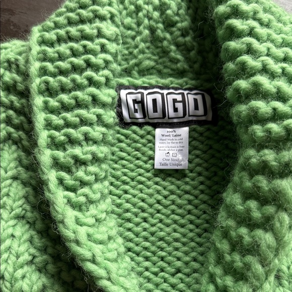 GOGO Flower Jacket Sweater - Picture 7 of 8